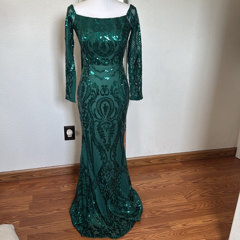 Elegant Green Sequin Dress